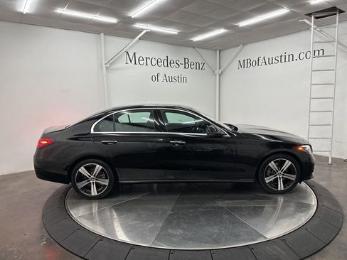 Used 2025 Mercedes-Benz C 300 Sedan image 8