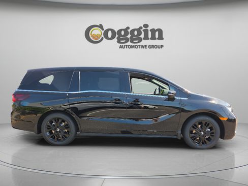 Used 2026 Honda Odyssey Sport-L image 6