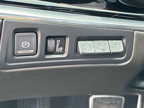 Used 2020 Cadillac XT6 Sport image 28