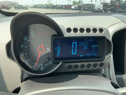 Used 2015 Chevrolet Sonic LT FWD image 22