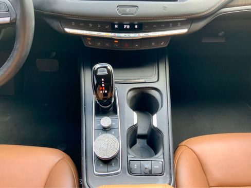 Used 2021 Cadillac XT4 Premium Luxury w/ Enhanced Visibility Package image 45