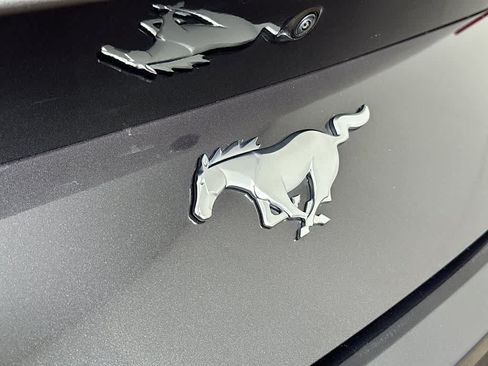 Certified 2024 Ford Mustang Coupe RWD image 7