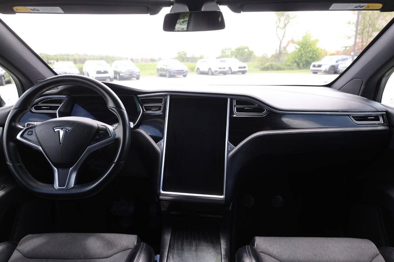 Used 2018 Tesla Model X 75D AWD/4WD image 14
