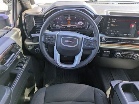 Used 2024 GMC Sierra 2500 SLE w/ SLE Value Package; image 14