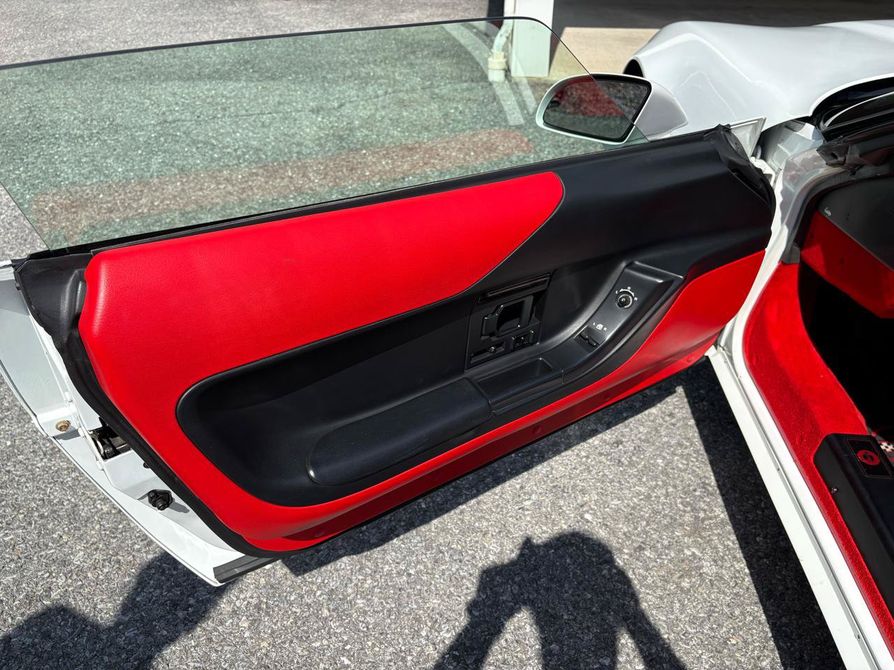 Used 1994 Chevrolet Corvette Coupe RWD image 16
