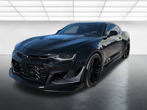 Used 2021 Chevrolet Camaro ZL1 image 31