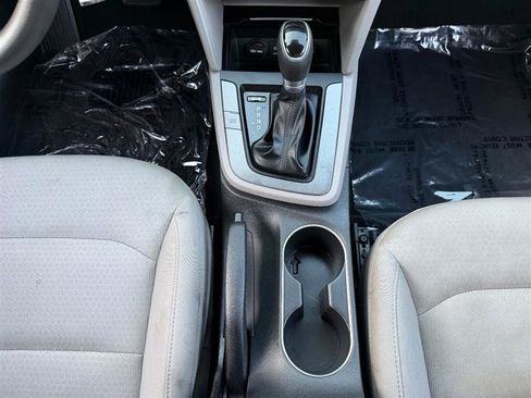 Used 2017 Hyundai Elantra SE FWD image 23