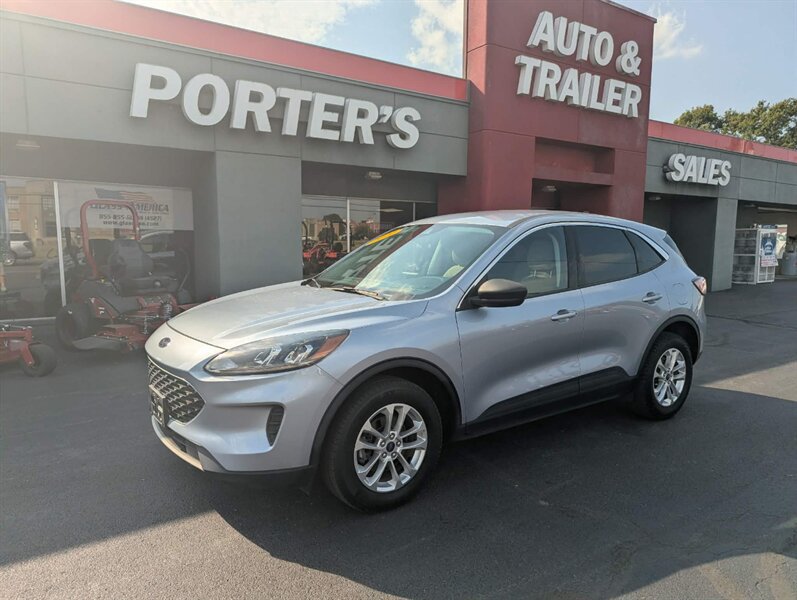 Used 2022 Ford Escape SE AWD/4WD image 1