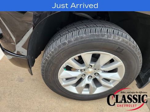 Used 2024 Chevrolet Silverado 1500 Custom AWD/4WD image 11