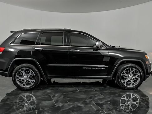 Used 2019 Jeep Grand Cherokee Limited w/ Trailer Tow Group IV AWD/4WD image 10