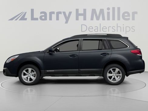 Used 2013 Subaru Outback 2.5i Limited AWD/4WD image 3