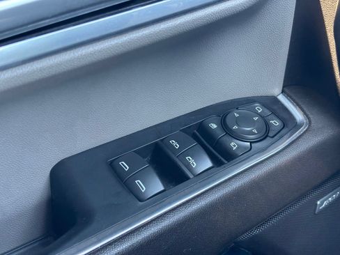Used 2023 Chevrolet Silverado 1500 LTZ AWD/4WD image 14