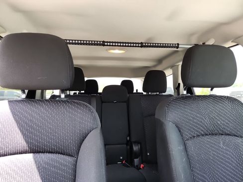 Used 2018 Dodge Journey SE image 19