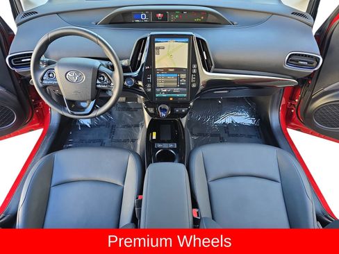 Used 2020 Toyota Prius Limited image 14