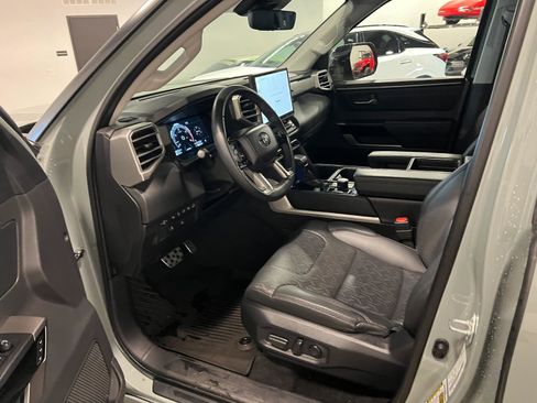 Used 2024 Toyota Tundra Limited w/ TRD Off-Road Package AWD/4WD image 10