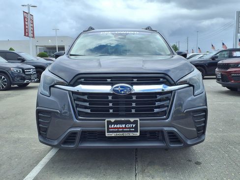 Used 2023 Subaru Ascent 8-Passenger AWD/4WD image 5