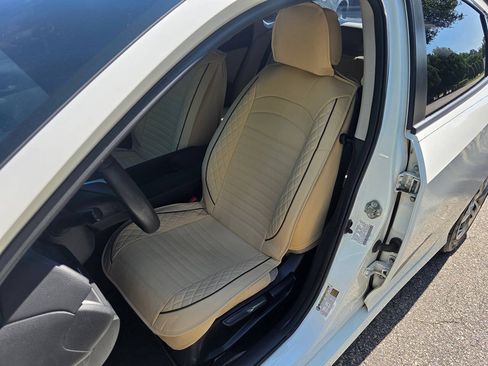 Used 2018 Honda Civic LX image 12