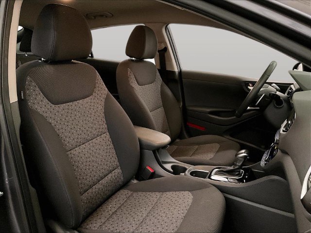 Used 2019 Hyundai Ioniq Plug-In Hybrid FWD image 7