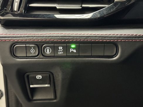 Used 2023 Acura MDX A-Spec image 17