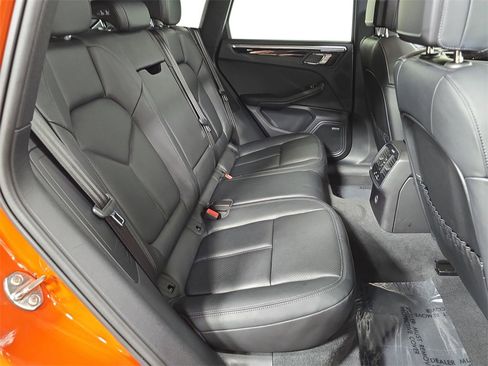 Certified 2025 Porsche Macan image 26