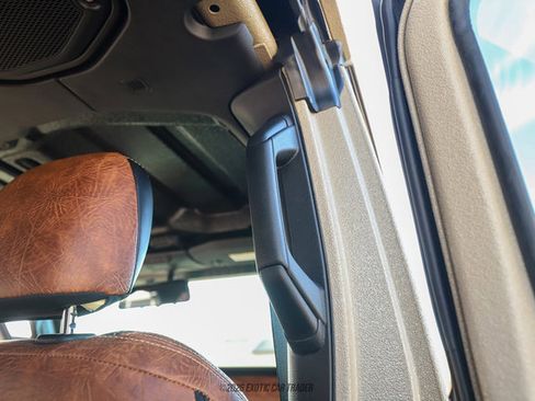 Used 2023 Jeep Gladiator Sport image 58