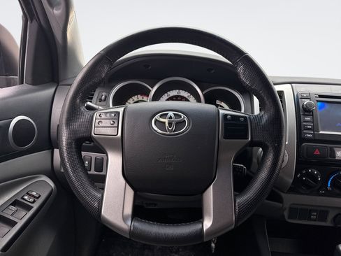 Used 2013 Toyota Tacoma 4x4 Double Cab image 12