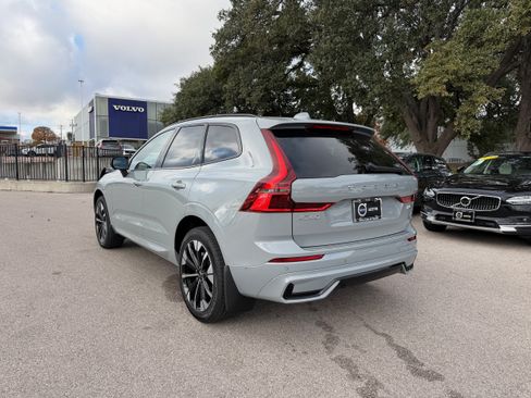 Used 2026 Volvo XC60 B5 Plus w/ Protection Package Premier AWD/4WD image 4