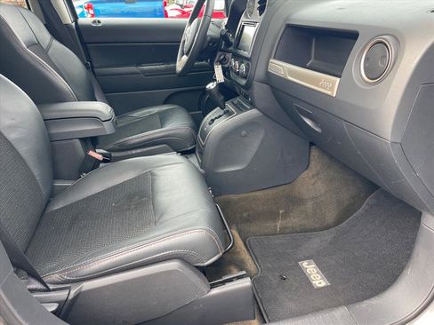 Used 2017 Jeep Compass 75th Anniversary w/ Power Value Group image 26