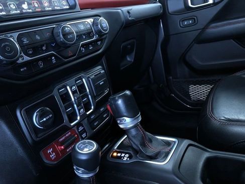 Used 2020 Jeep Gladiator Rubicon image 30
