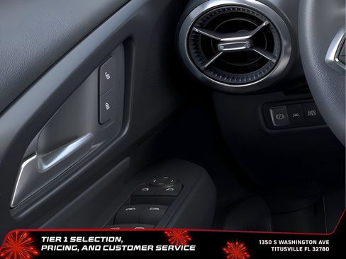 Used 2025 Chevrolet Equinox EV LT FWD image 16