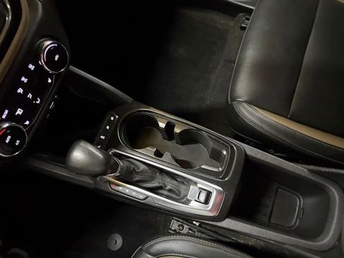 Used 2021 Chevrolet TrailBlazer ACTIV w/ Convenience Package image 41