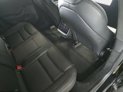 Used 2022 Tesla Model S AWD/4WD image 16