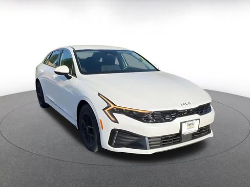 Used 2025 Kia K5 LXS image 3