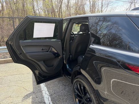 New 2026 Land Rover Range Rover Sport SE AWD/4WD image 12