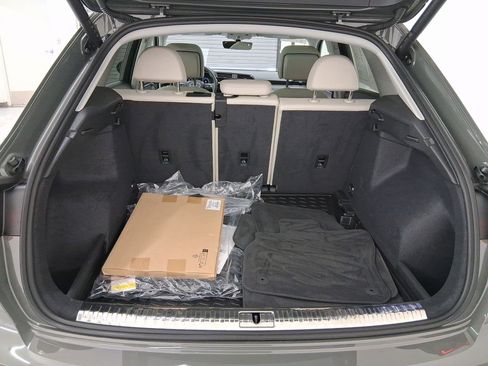 Used 2025 Audi Q3 2.0T Premium w/ Convenience Package image 27