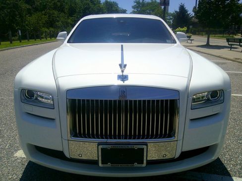 Used 2013 Rolls-Royce Ghost RWD image 24