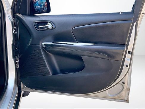 Used 2013 Dodge Journey American Value Package w/ Flexible Seating Group FWD image 25