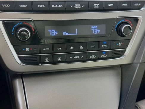 Used 2017 Hyundai Sonata Limited w/ Tech Package 03 image 18
