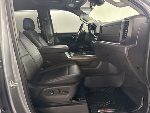 Certified 2025 Chevrolet Silverado 1500 LTZ w/ Technology Package image 13