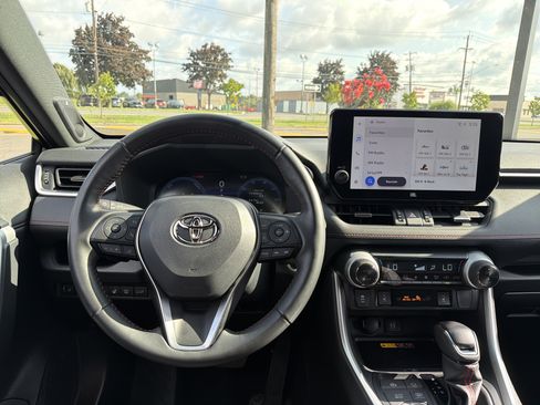 Used 2023 Toyota RAV4 XSE w/ Weather Package AWD/4WD image 12