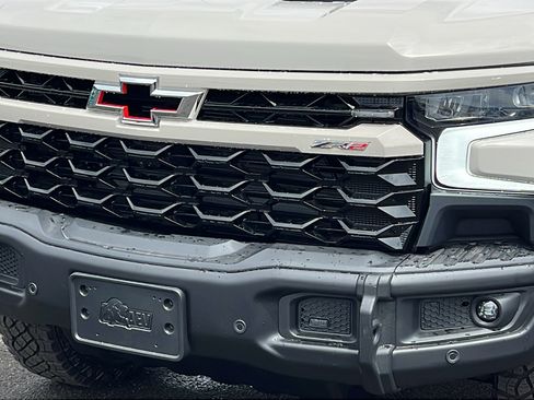 New 2026 Chevrolet Silverado 1500 ZR2 w/ ZR2 Bison Edition AWD/4WD image 10