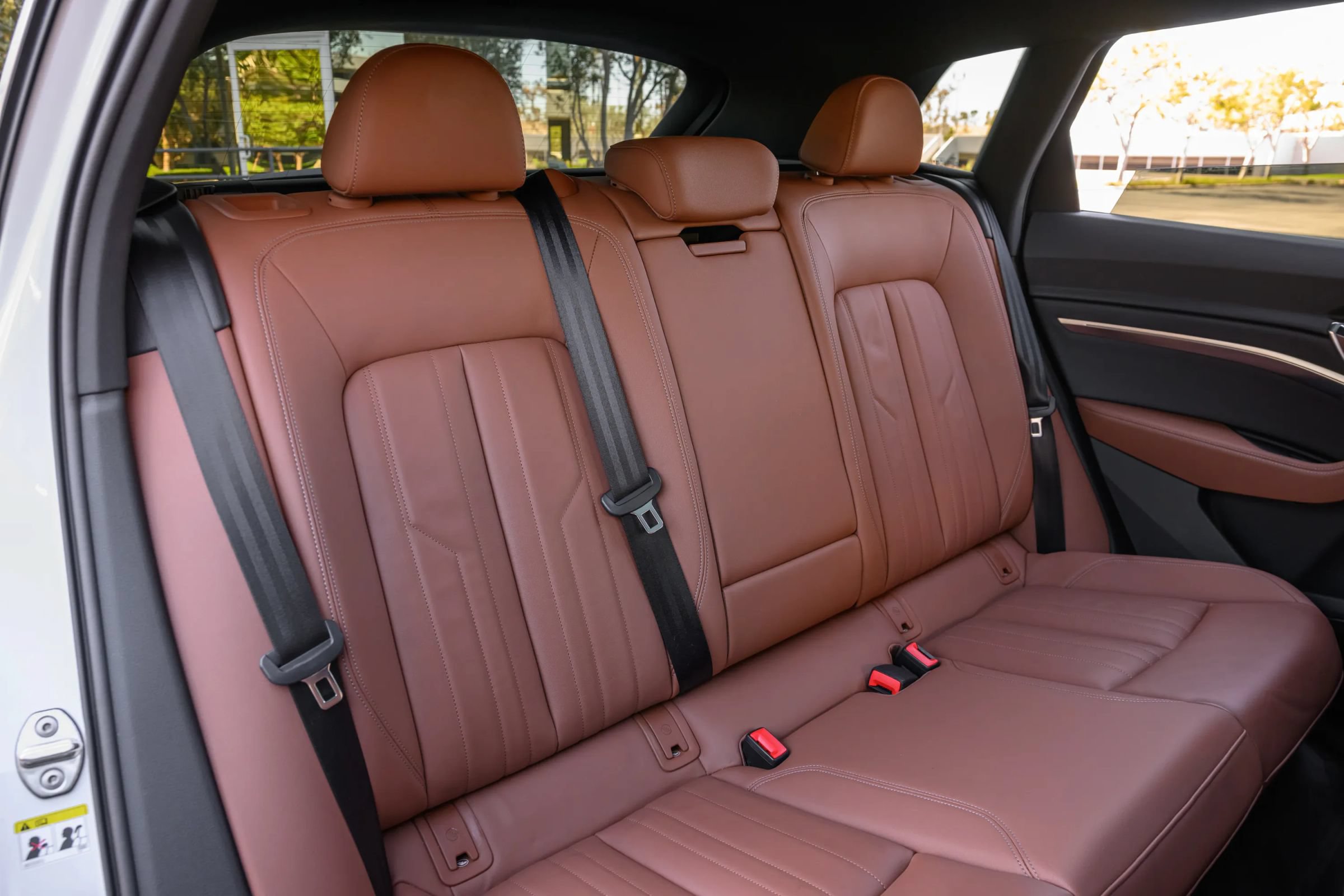 Used 2024 Audi Q8 e-tron Premium AWD/4WD image 28