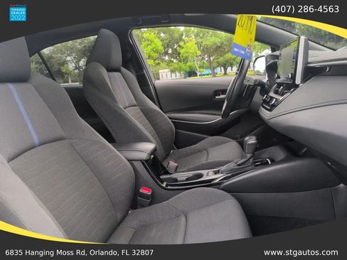 Used 2021 Toyota Corolla SE w/ SE Premium Package FWD image 25