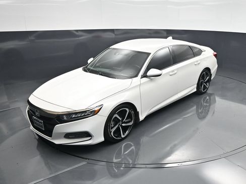 Used 2019 Honda Accord Sport image 35