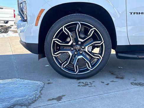 Used 2026 Chevrolet Tahoe RST w/ RST Capability Package AWD/4WD image 36