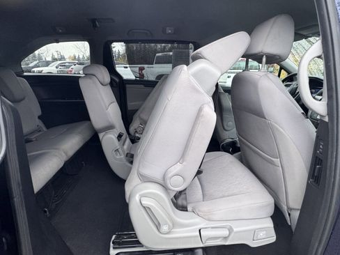 Used 2019 Honda Odyssey EX image 13