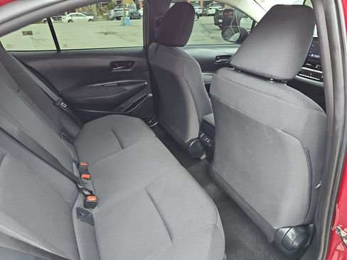 Used 2024 Toyota Corolla LE FWD image 11