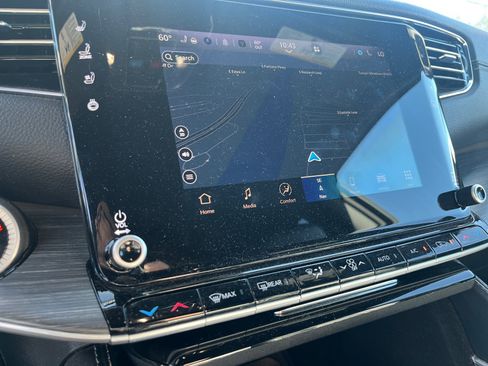 Used 2024 Jeep Wagoneer L Series II image 28