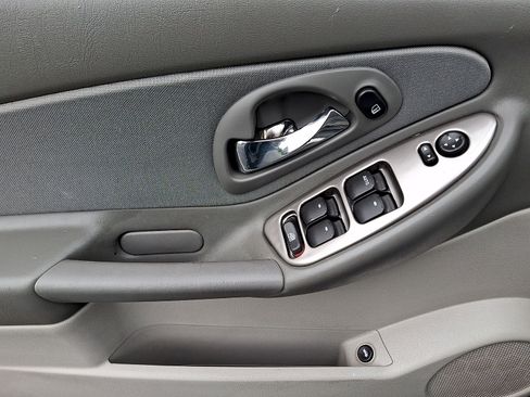 Used 2007 Chevrolet Malibu LS FWD image 10