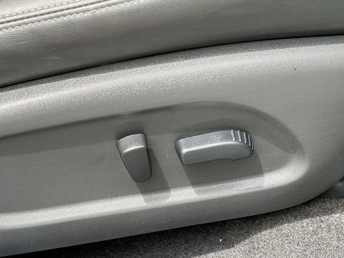 Used 2023 Nissan Murano SV FWD image 31